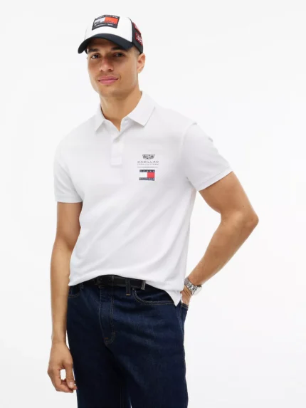 Polo Tommy x Cadillac con el logotipo del equipo F1®